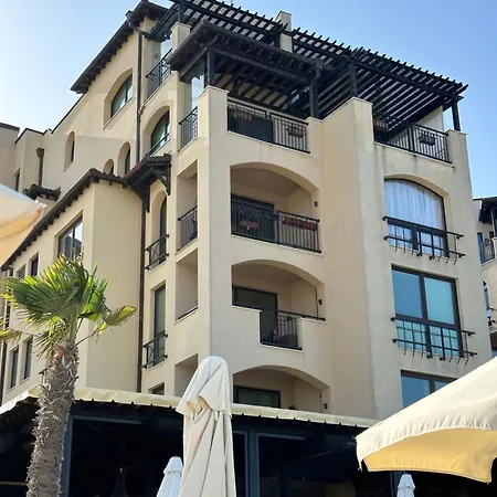 оазис вип клуб апарт Apartment *